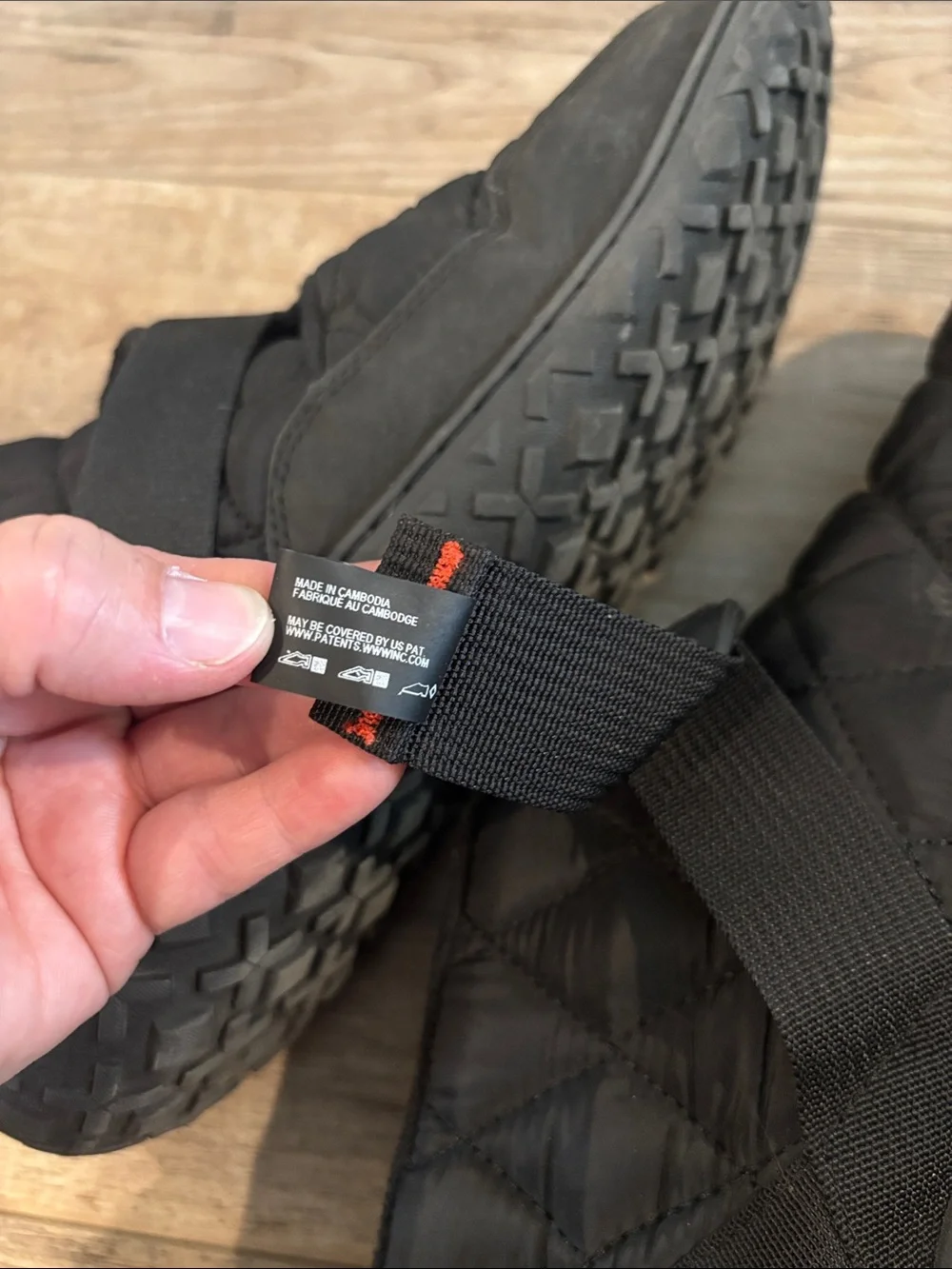 Chaco quilted slip